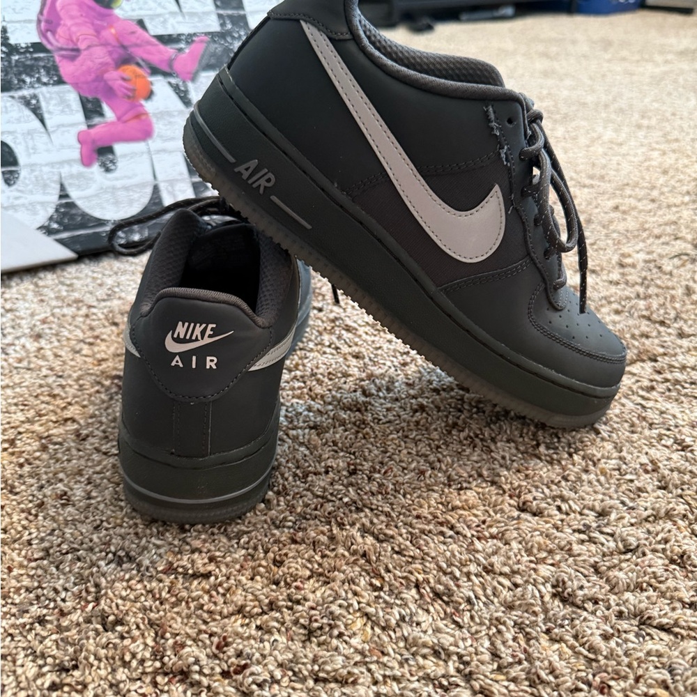 Nike Kids Black and Gray Sneakers